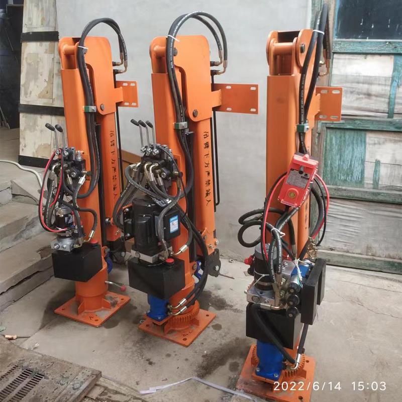 禹城市重汽蓝牌随车吊 3.2吨 国六动力强 液压驱动 农用自卸起重机